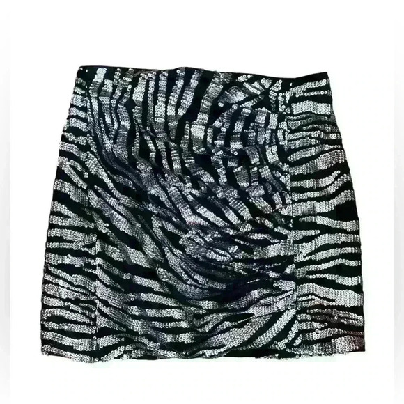 Bar III Dresses & Skirts - BAR 111 Sequin Black Silver skirt sz M NWT